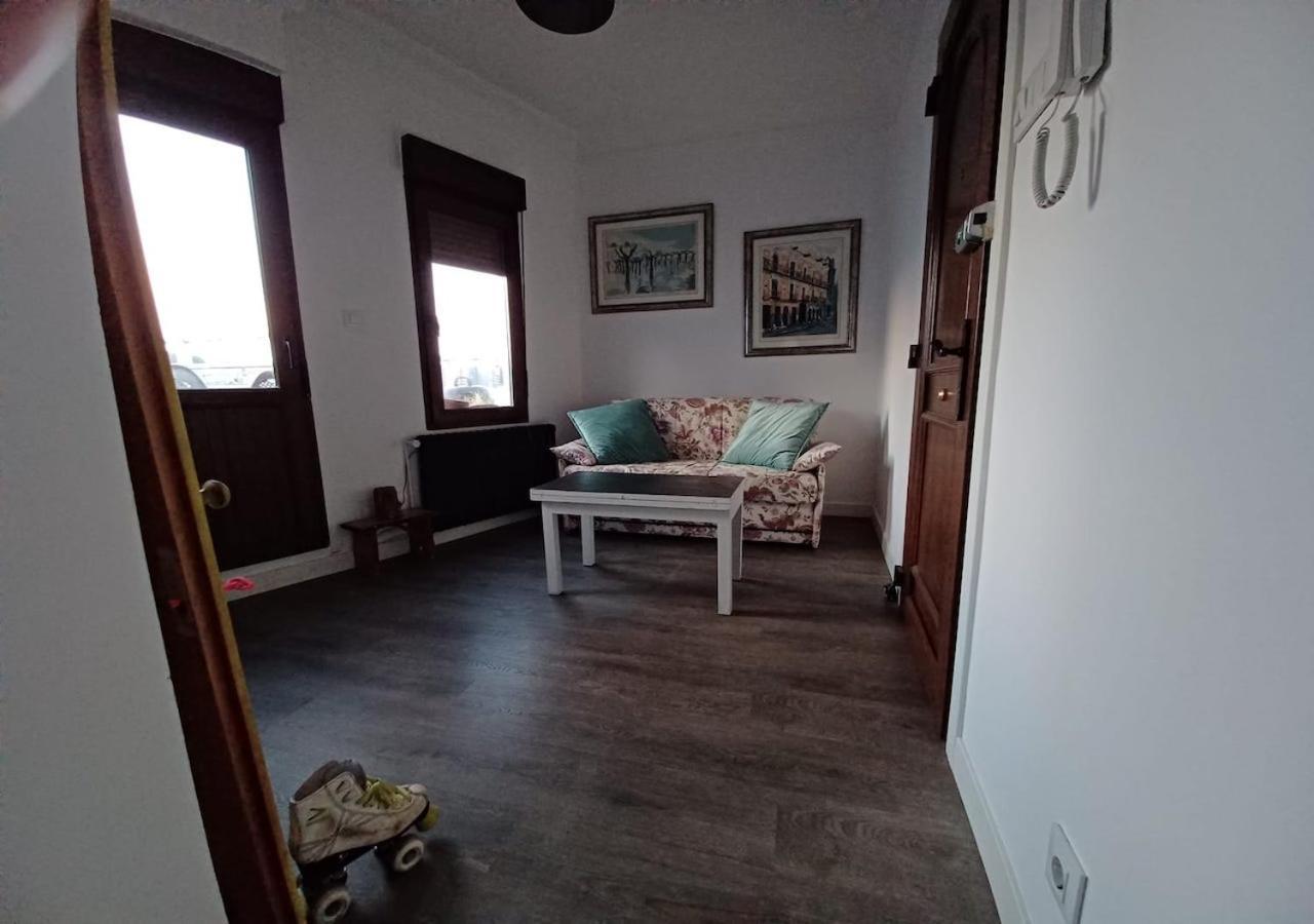 Habitaciones En El Atico De Tona Mirando A La Bahia De Сантандер Екстериор снимка