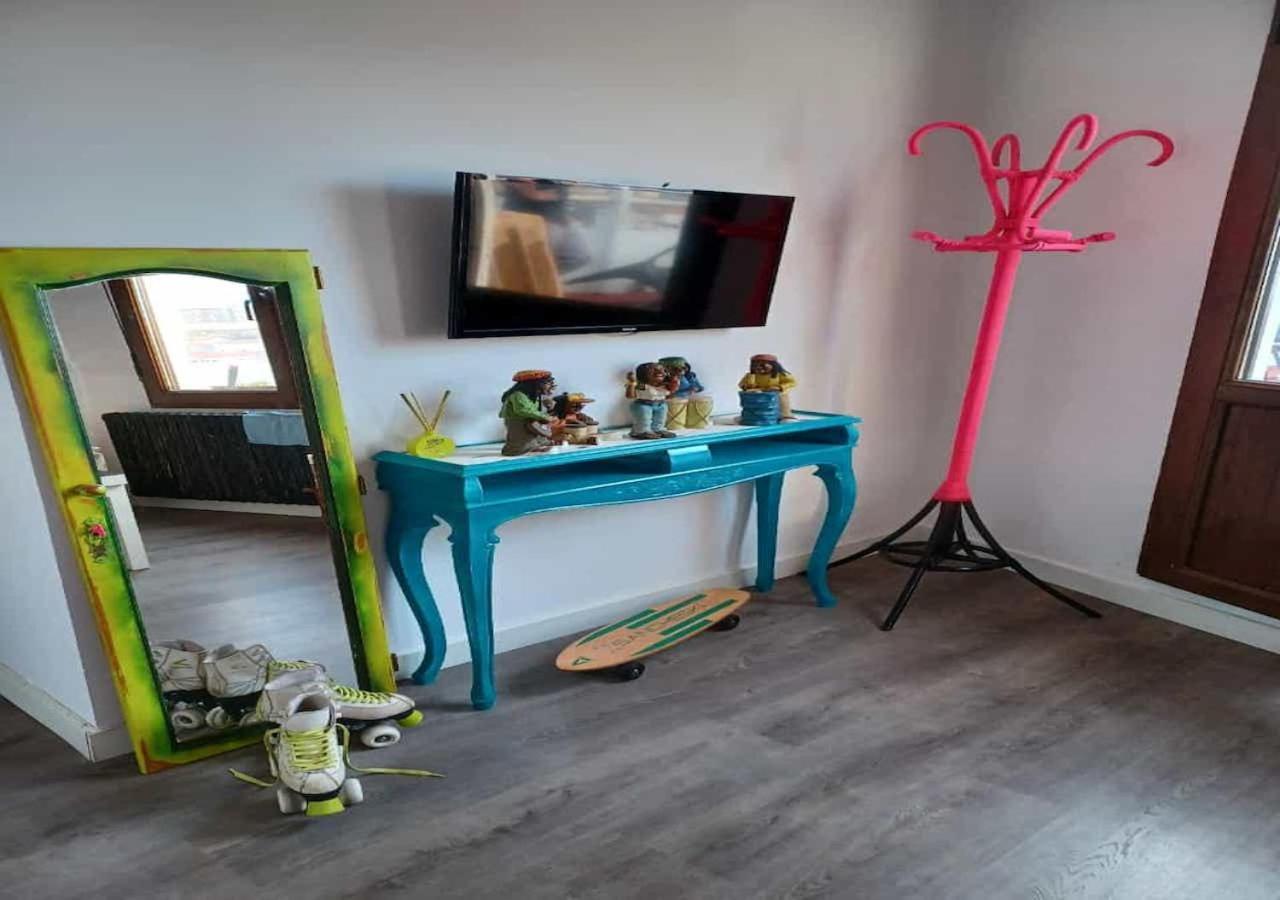 Habitaciones En El Atico De Tona Mirando A La Bahia De Сантандер Екстериор снимка