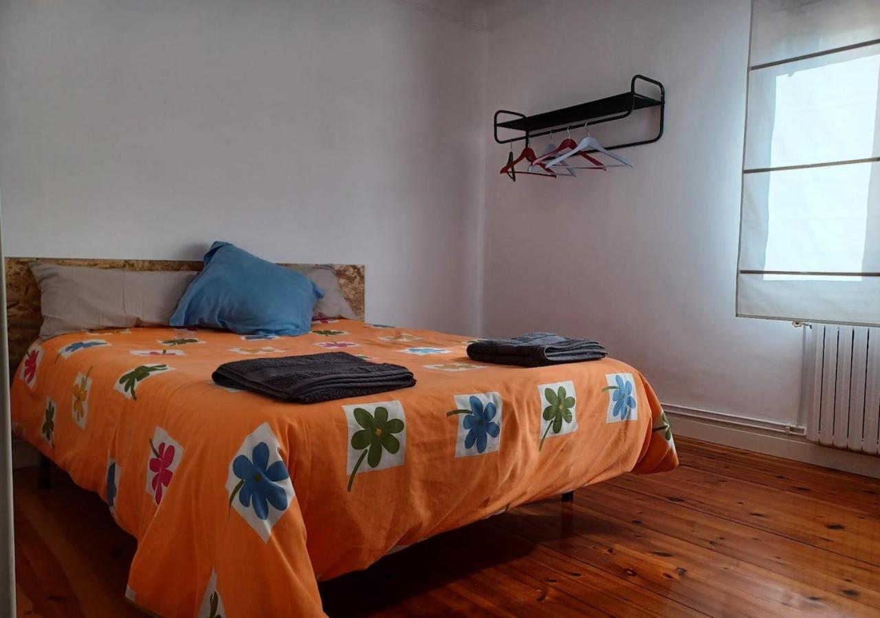Habitaciones En El Atico De Tona Mirando A La Bahia De Сантандер Екстериор снимка